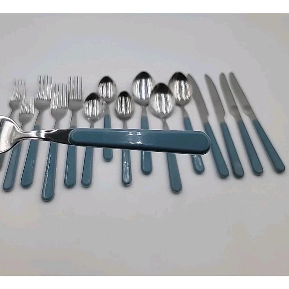 16pc Culinary‎ Pro Blue Plastic Handle Stainless Flatware Set